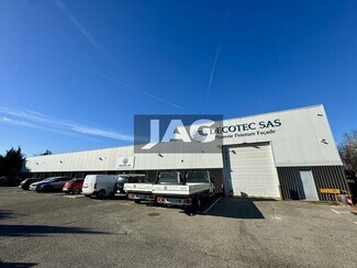 Plus de détails pour 16 Rue Jean-Louis Calderon, Vaulx-en-Velin - Bureau, Local d'activités à louer