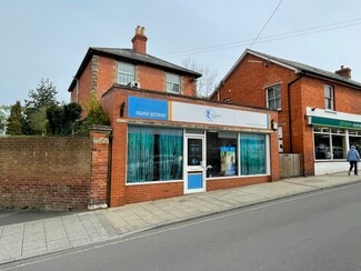Plus de détails pour High St, Gillingham - Commerce de détail à louer