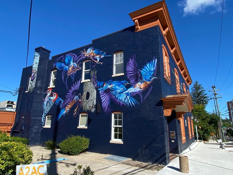 117 N 1st St, Ann Arbor, MI à louer - Photo du bâtiment - Image 2 de 4