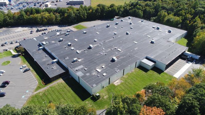 400 Captain Neville Dr, Waterbury, CT for lease - Building Photo - Image 2 of 19