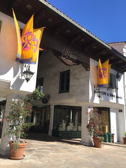 30-32 El Paseo, Santa Barbara, CA 93101, USA, Santa Barbara, CA for lease - Building Photo - Image 2 of 26