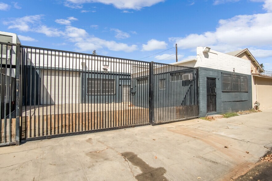 14117-14123 Bessemer St, Van Nuys, CA à louer - Photo du bâtiment - Image 3 de 20