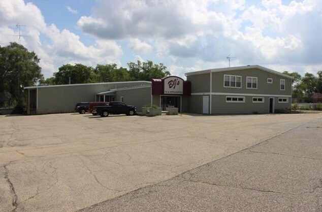 1411 New Pinery Rd, Portage, WI for lease - Primary Photo - Image 1 of 1