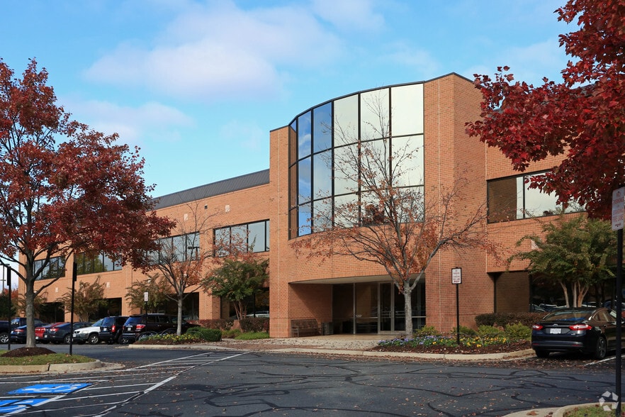 20098 Ashbrook Pl, Ashburn, VA for lease - Building Photo - Image 3 of 24