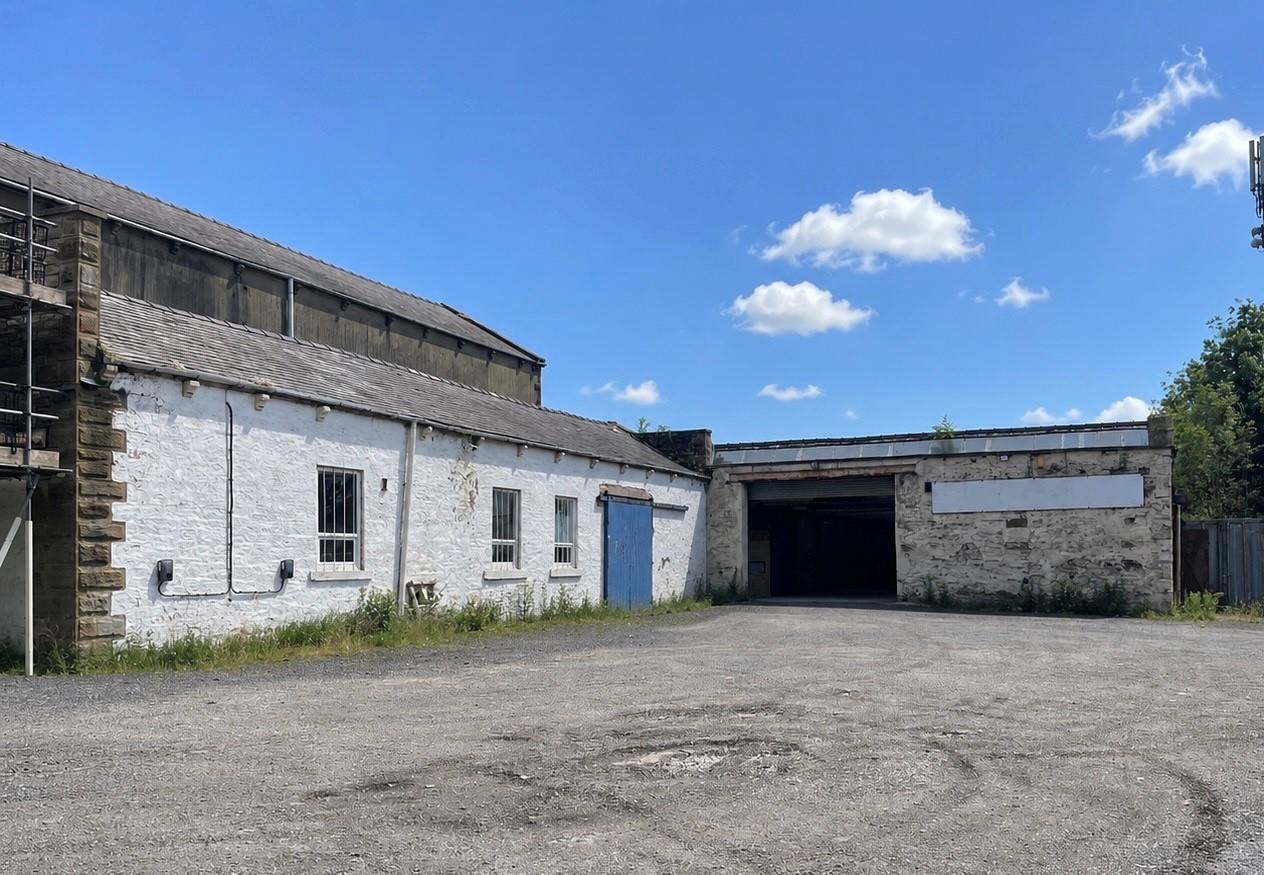 Whalley Rd, Burnley for lease Building Photo- Image 1 of 2