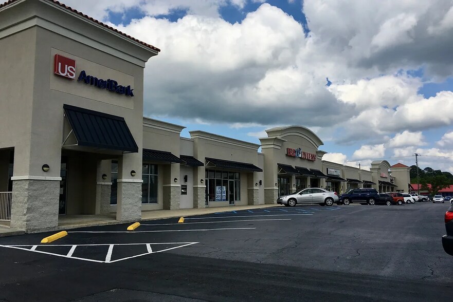 200 Fieldstown Rd, Gardendale, AL à vendre - Photo du bâtiment - Image 1 de 1