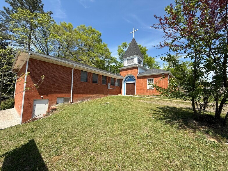 1107 Spring St, Hot Springs, AR à vendre - Photo du bâtiment - Image 3 de 32
