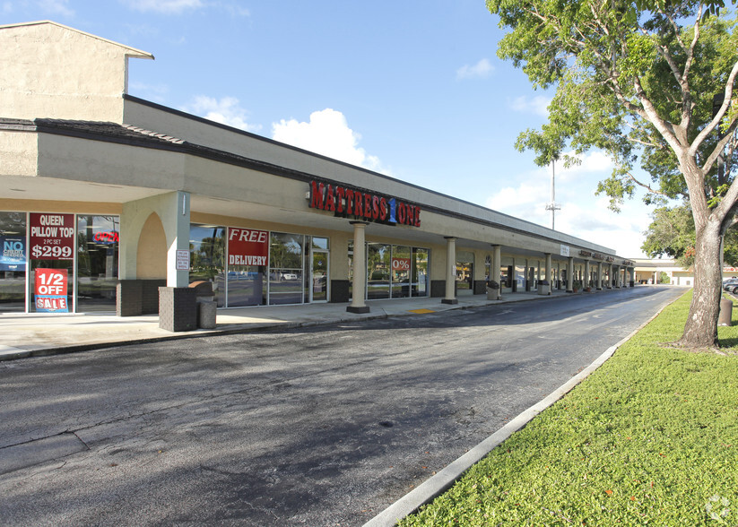 5503-5795 S University Dr, Davie, FL for lease - Building Photo - Image 1 of 10