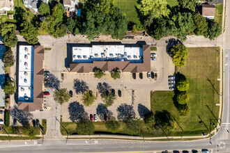 40-60 W Terra Cotta Ave, Crystal Lake, IL - Aérien  Vue de la carte - Image1