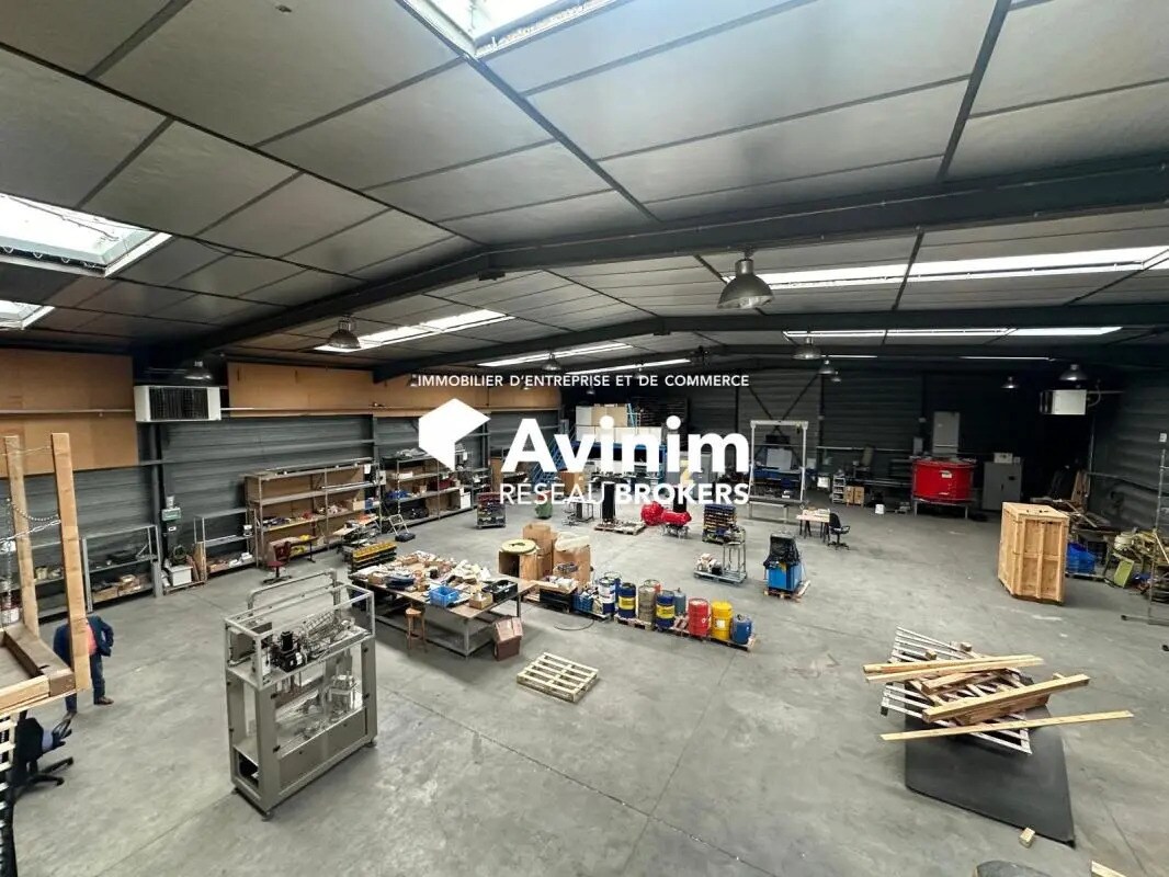 Industriel dans Persan à vendre Photo intérieure- Image 1 de 3