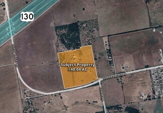 Plus de détails pour 1301 Silent Valley Rd, Lockhart, TX - Terrain à vendre