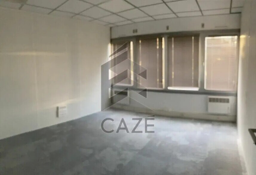 Office in Mérignac for lease - Interior Photo - Image 3 of 6