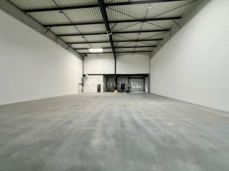 Flex in SAINT-OUEN-L'AUMONE for lease - Interior Photo - Image 2 of 10