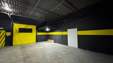 1247 36th Ave NE, Calgary, AB for lease Interior Photo- Image 1 of 12