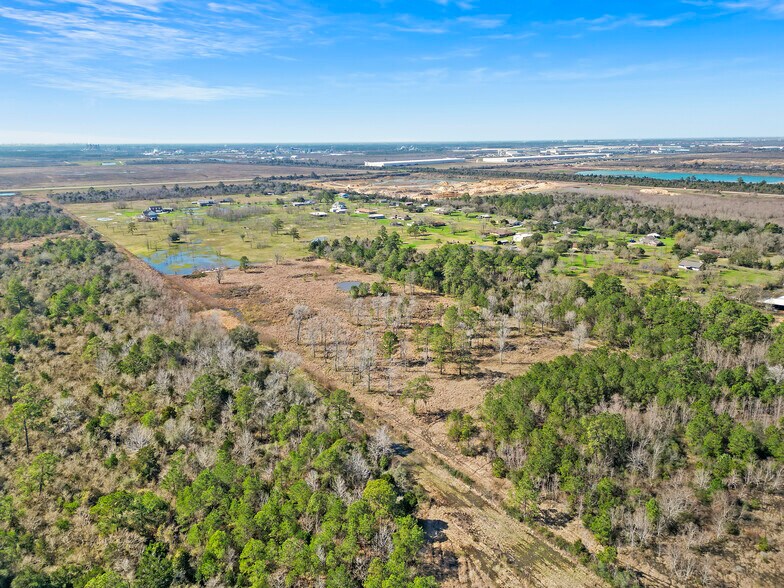 000 FM 2354, Baytown, TX à vendre - Photo du bâtiment - Image 2 de 10