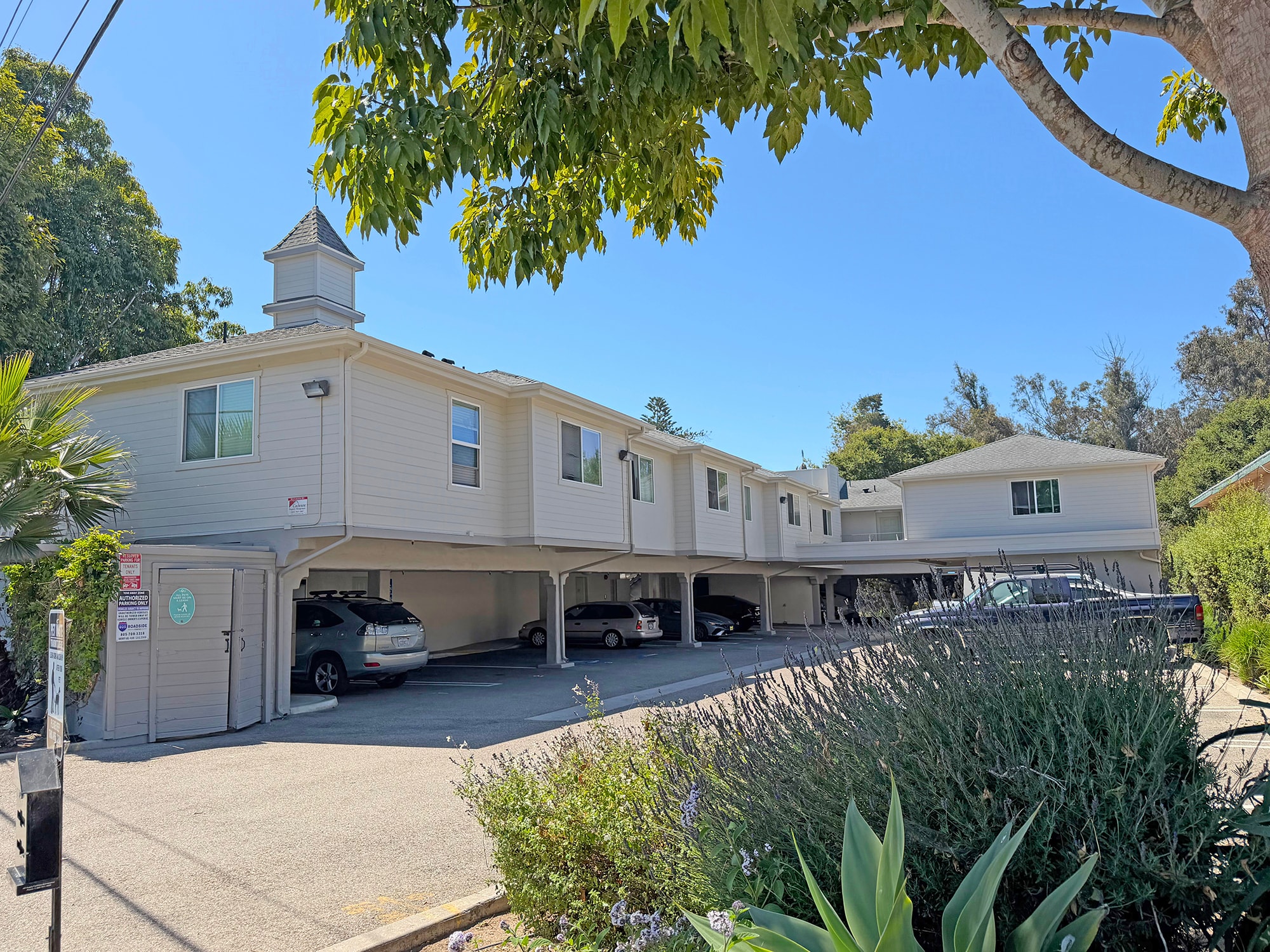 5615 Carpinteria Ave, Carpinteria, CA for sale Building Photo- Image 1 of 19