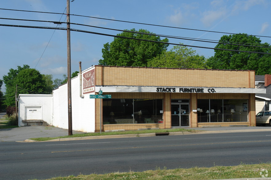 Retail in Kannapolis, NC for sale - Primary Photo - Image 1 of 1