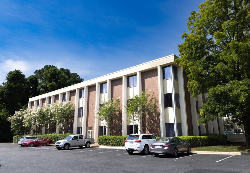 3803 Computer Dr, Raleigh, NC for lease - Building Photo - Image 2 of 6
