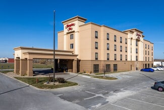 Plus de détails pour 3404 Samson Way, Bellevue, NE - Services hôteliers à vendre