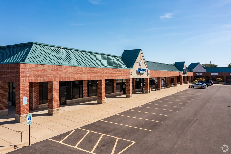 19-75 S Randall Rd, North Aurora, IL for lease - Building Photo - Image 2 of 8