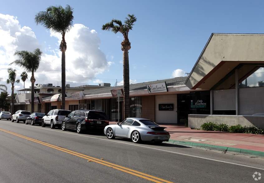 6735-6749 Brockton Ave, Riverside, CA for lease - Building Photo - Image 3 of 3