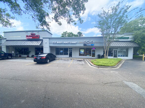 915 Folly Rd, Charleston, SC for lease Building Photo- Image 2 of 7