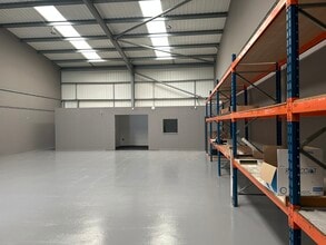 York Rd, York for lease Interior Photo- Image 2 of 3