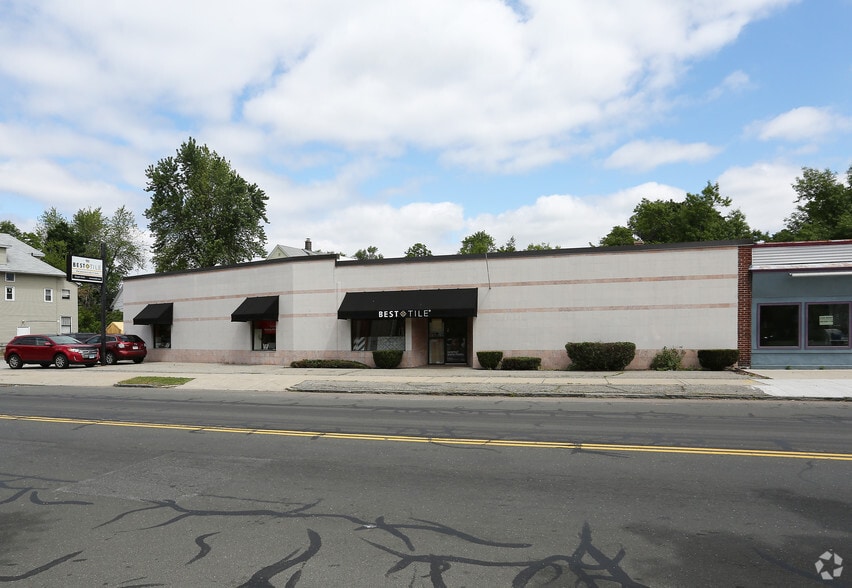 911 Belmont Ave, Springfield, MA for sale - Primary Photo - Image 1 of 8