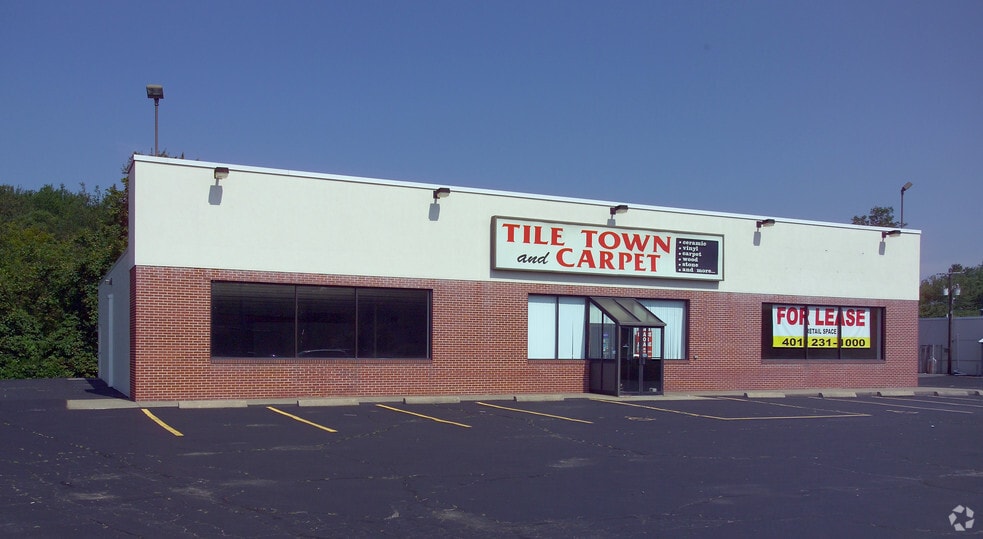 100 E Washington St, North Attleboro, MA for sale - Building Photo - Image 2 of 2