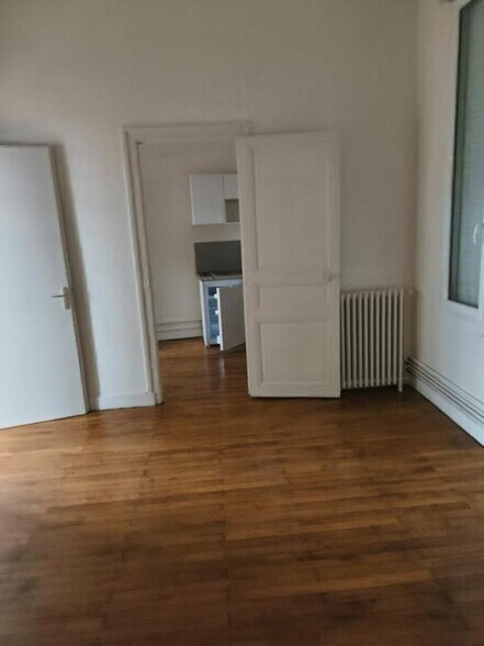 Rue D'Orleans, Nantes à louer - Photo du bâtiment - Image 2 de 6