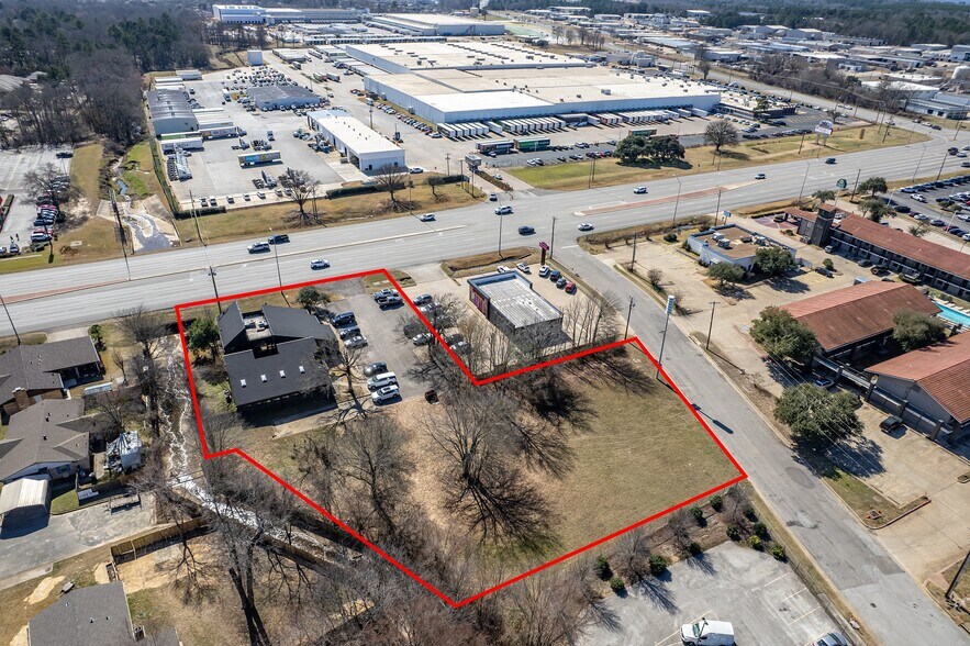 1517 W Southwest Loop 323, Tyler, TX à vendre - Photo du bâtiment - Image 2 de 21