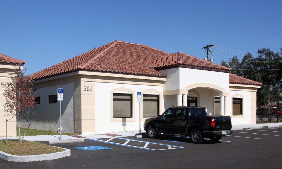 502 Corner Dr, Brandon, FL à vendre - Autre - Image 2 de 5