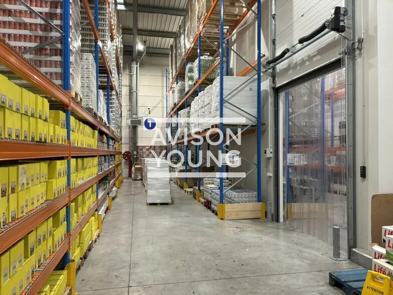 Flex in Gennevilliers for lease - Building Photo - Image 3 of 12