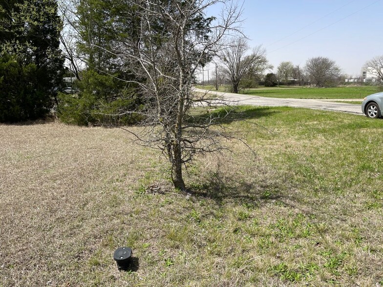 3122 Belvedere Rd, Lancaster, TX for sale - Primary Photo - Image 1 of 7