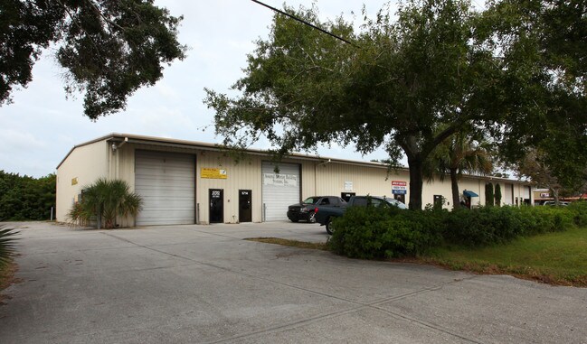 More details for 5670-5720 Jason Lee Plz, Sarasota, FL - Industrial for Lease