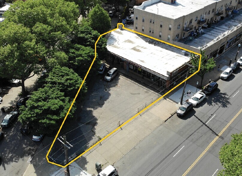 1629 Ralph Ave, Brooklyn, NY à vendre - Photo du bâtiment - Image 2 de 13