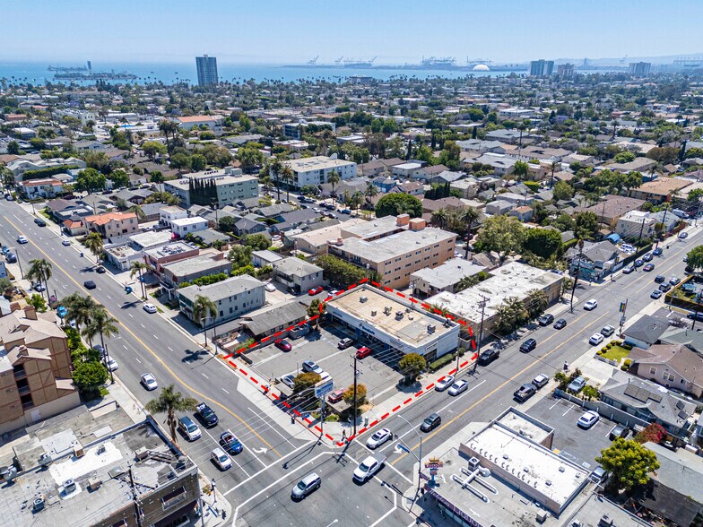 389-395 Redondo Ave, Long Beach, CA à vendre - Photo du bâtiment - Image 2 de 5