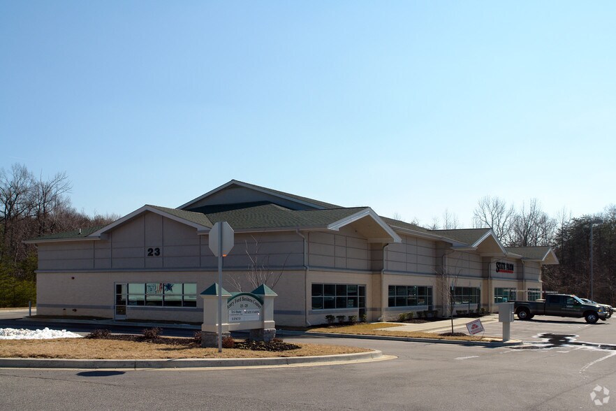 23 Henry Ford Cir, Waldorf, MD à vendre - Photo du bâtiment - Image 3 de 7