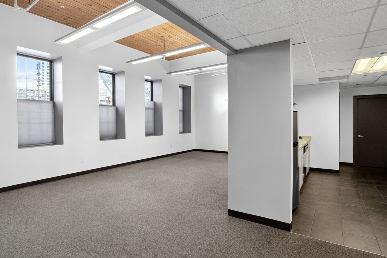 120 Cambridge St, Cambridge, MA 02141 - Unité B - - Photo intérieure - Image 2 of 10