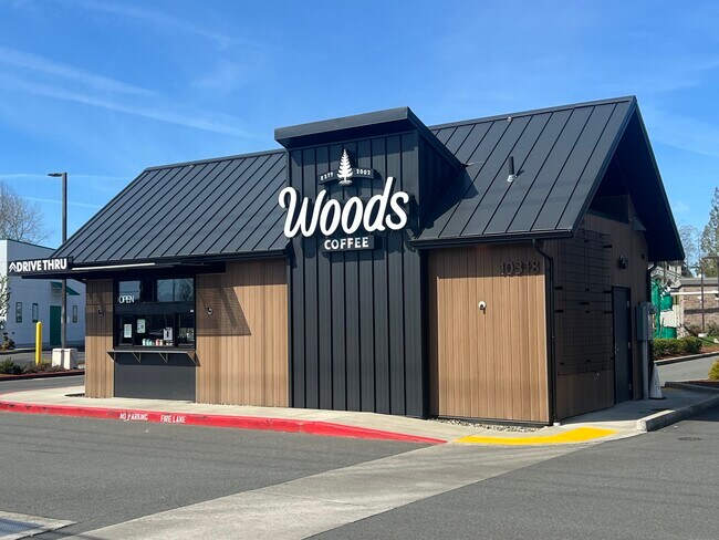 Plus de détails pour 10318 Evergreen Way, Everett, WA - Commerce de détail à vendre