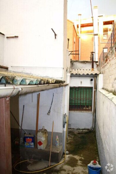 Terrain dans Madrid, Madrid à vendre - Photo du bâtiment - Image 2 de 3