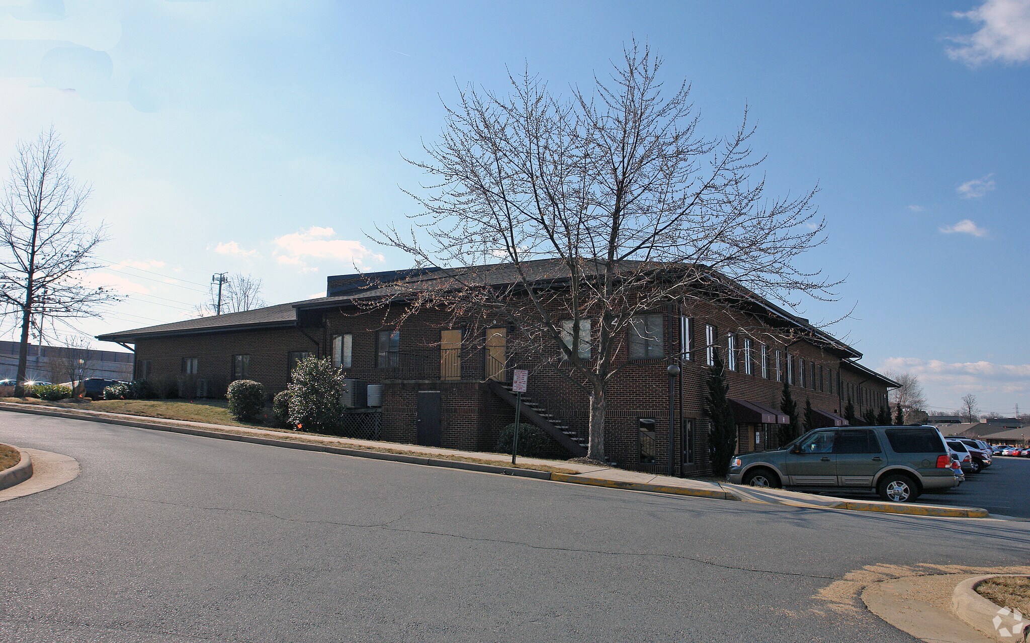 112 Elden St, Herndon, VA for sale Primary Photo- Image 1 of 7