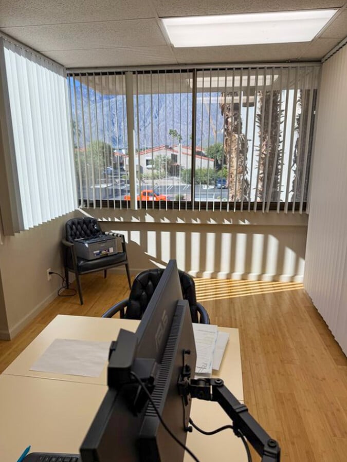 225 S Civic Dr, Palm Springs, CA 92262 - Unité 2-12 - - Photo intérieure - Image 2 of 11