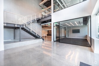 19900 Plummer St, Chatsworth, CA for lease Building Photo- Image 2 of 12