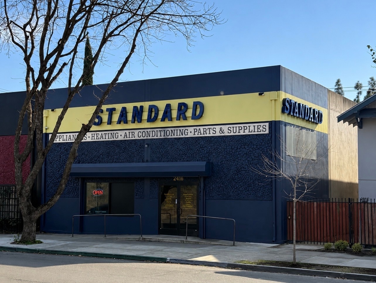 2416 X St, Sacramento, CA for lease Interior Photo- Image 1 of 1