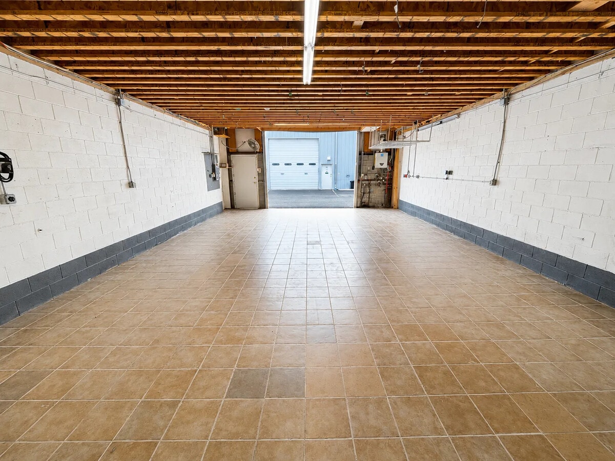 109 Hamilton Ave, Stamford, CT 06902 - Unité 3 - - Photo intérieure - Image 1 of 3