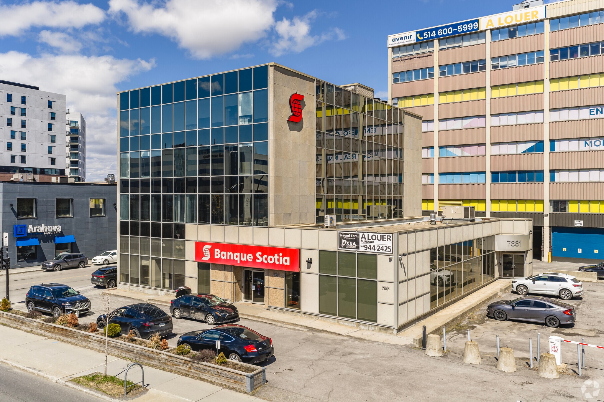 7881 Boul Décarie, Montréal, QC for lease Primary Photo- Image 1 of 4