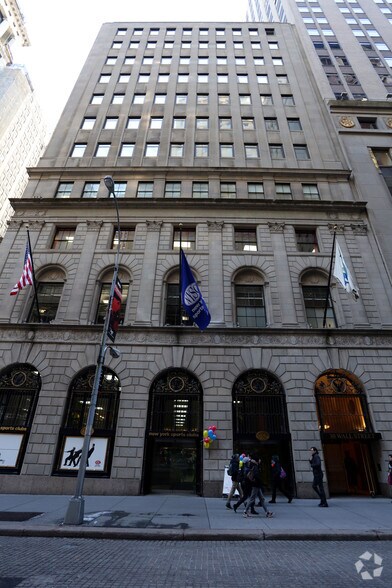 30 Wall St, New York, NY à louer - Photo du bâtiment - Image 3 de 12