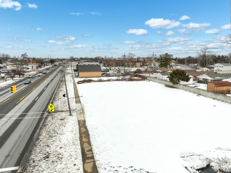 30530 John R. Rd, Madison Heights, MI for sale - Building Photo - Image 3 of 21