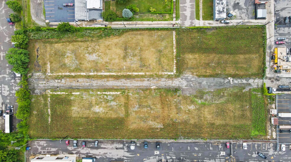 10450 Tractor St, Dearborn, MI à vendre - Photo du bâtiment - Image 3 de 11